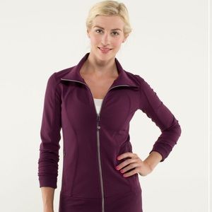 Lululemon Nice Asana Jacket
Plum